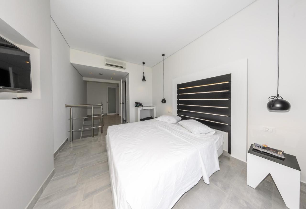 Belussi Exclusive Suites Kypseli Exteriör bild